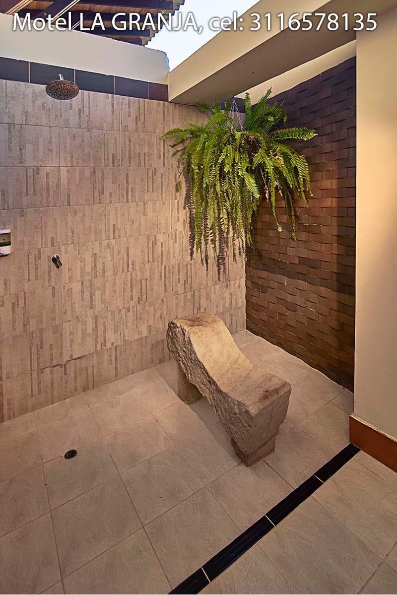 Espacio de baño y descanso con estética premium